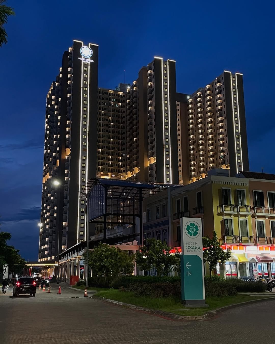 Osaka Hotel PIK 2